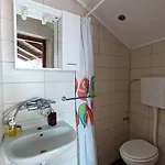 Apartmani Krapanj 別荘