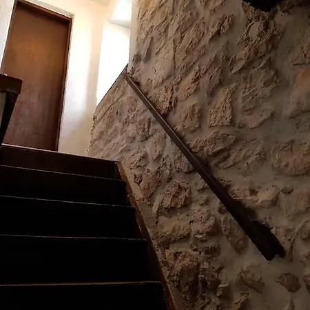 Apartmani Krapanj 펜션 *