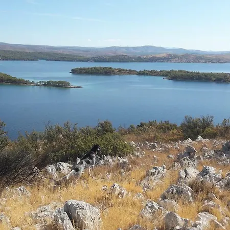 Apartmani Krapanj Сasa de vacaciones